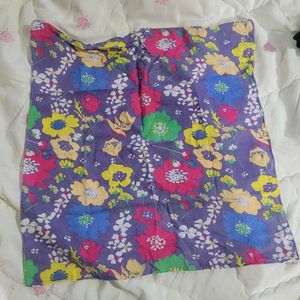 5 pair of socks ad two handkerchief, sneaker