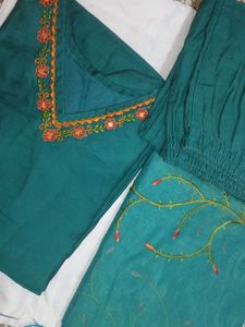 Green Embroidered Kurta