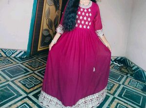 Beautiful Magenta Ethnic Gown