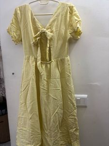 Chic Yellow Button-Front Midi Dress