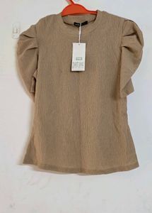 Chic Beige Puff Sleeve Top