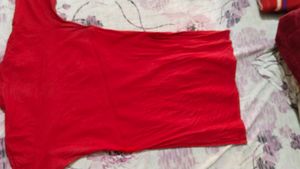 Red Kurti