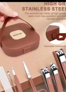 Manicure &amp; Pedicure Kit