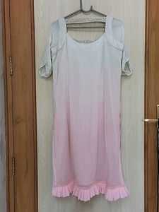 beautiful pink white kurti never worn