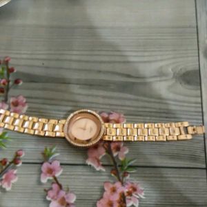 Rose Gold Crystal Bezel Watch