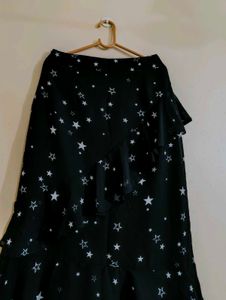 Star Print Ruffled Skirt