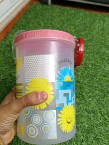 Used Cutlery Set and Container