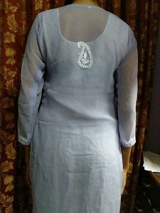 Elegant Lucknowi Chikankari Kurta