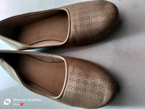 New Golden Bellies (Size-43)