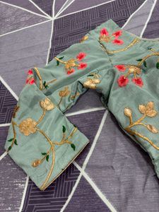 Punjabi embroidered lehnga set ✨