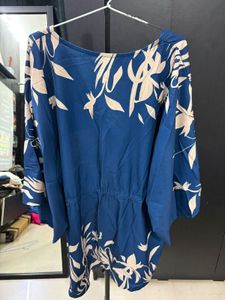Blue Floral Print Button-Front top