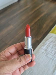 MAC Lipstick shade chilli