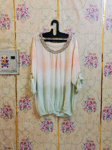 🇳🇿💫🎀 Elegant top with Embellished Neckline