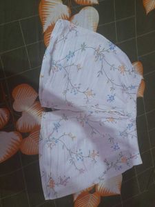 WHITE PRINT SHORTS🌸
