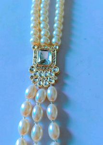 Elegant Pearl Necklace Set