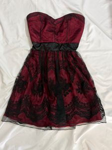 ✨SALE✨Strapless Burgundy Lace Dress(imported)