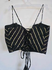 #Navratri Stylish Black &amp; Gold Striped Lehenga Set