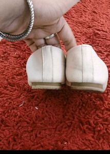 2. Beautiful bow ballerina flats for women