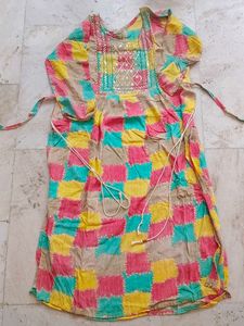 🎊✨️Beautiful cotton Embroidered Kurta ✨️🎊