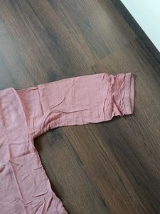 Elegant Pink Embroidered Kurta