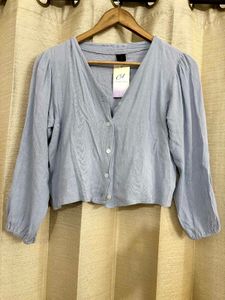 Light Blue V-Neck Button-Up Crop Top