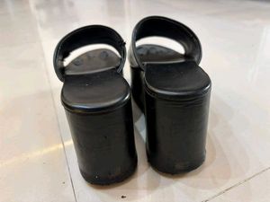 Black Platform Slide Sandals