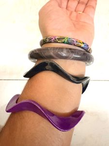 Set of 4 Unique Bangles