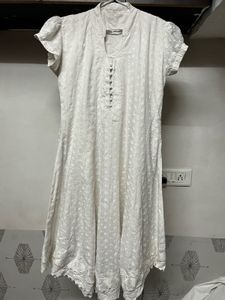 White Embroidered Kurta Zariii Work has No Stain🤍