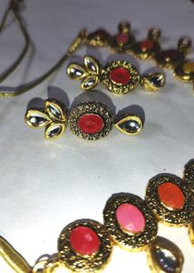 Necklace Earrings Set