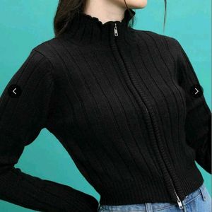 ୭ ᵎᵎ 🧁Black Zipper crop Knit Sweater🖤