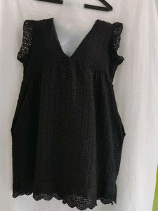 romper Chic Black Eyelet Mini Dress