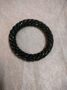 Elegant Black Twisted Bracelet