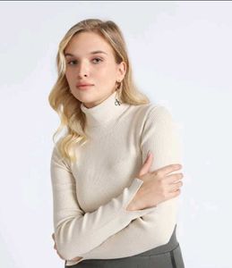 Chic Ribbed Turtleneck Sweater
