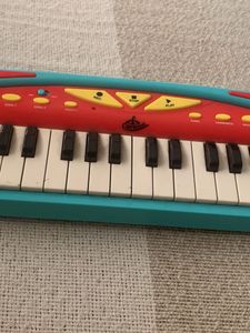 Toy Keyboard