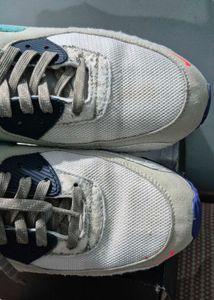 Nike Air Max 90 Evolution of Icons