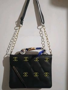Parisian Chic Quilted Crossbody Bag - Black and Go