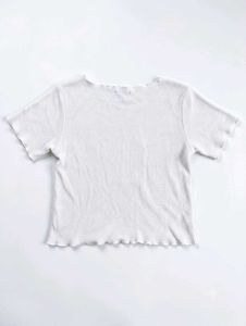 Cute White Ribbed Lettuce Trim Top
