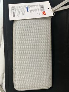 Van Heusen Textured Zip-Around Wallet