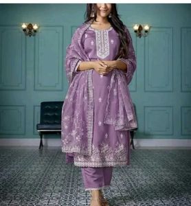 Elegant Lavender Kurta Set with Dupatta