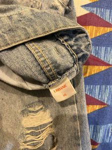Light Wash Ripped Denim Jeans