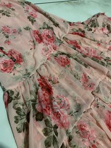Chic Floral Ruffle Off-Shoulder Top