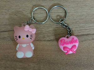 HELLO KITTY & BARBIE KEYCHAIN SET