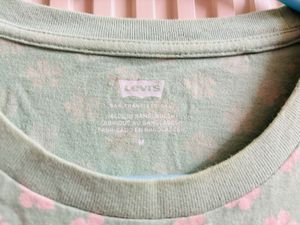 Levi's Pastel Green Floral T-Shirt