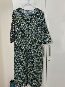 Elegant Green Kurta with Gold Print