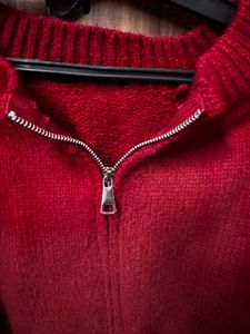 Chic Red Zip-Up Knit Cardigan