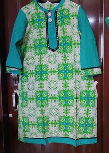 Green &amp; White Printed Kurta
