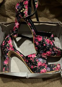Elle floral aesthetic heels 🌸