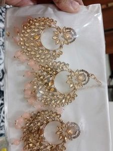 Earrings &amp; Maang Tikka Set