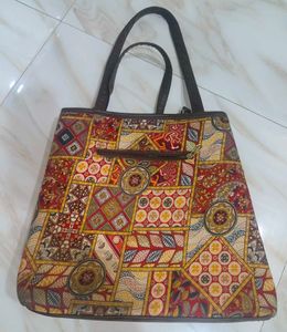 Tote bag