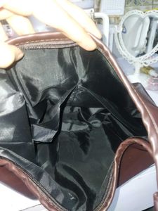 Studded chocolate brown bag 👜